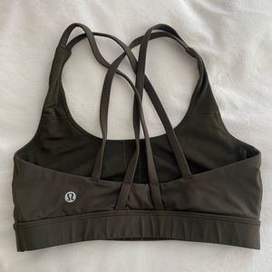 Lululemon sports bra